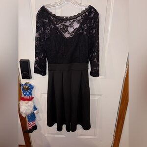 Chic Black Lace Long Sleeve Dress